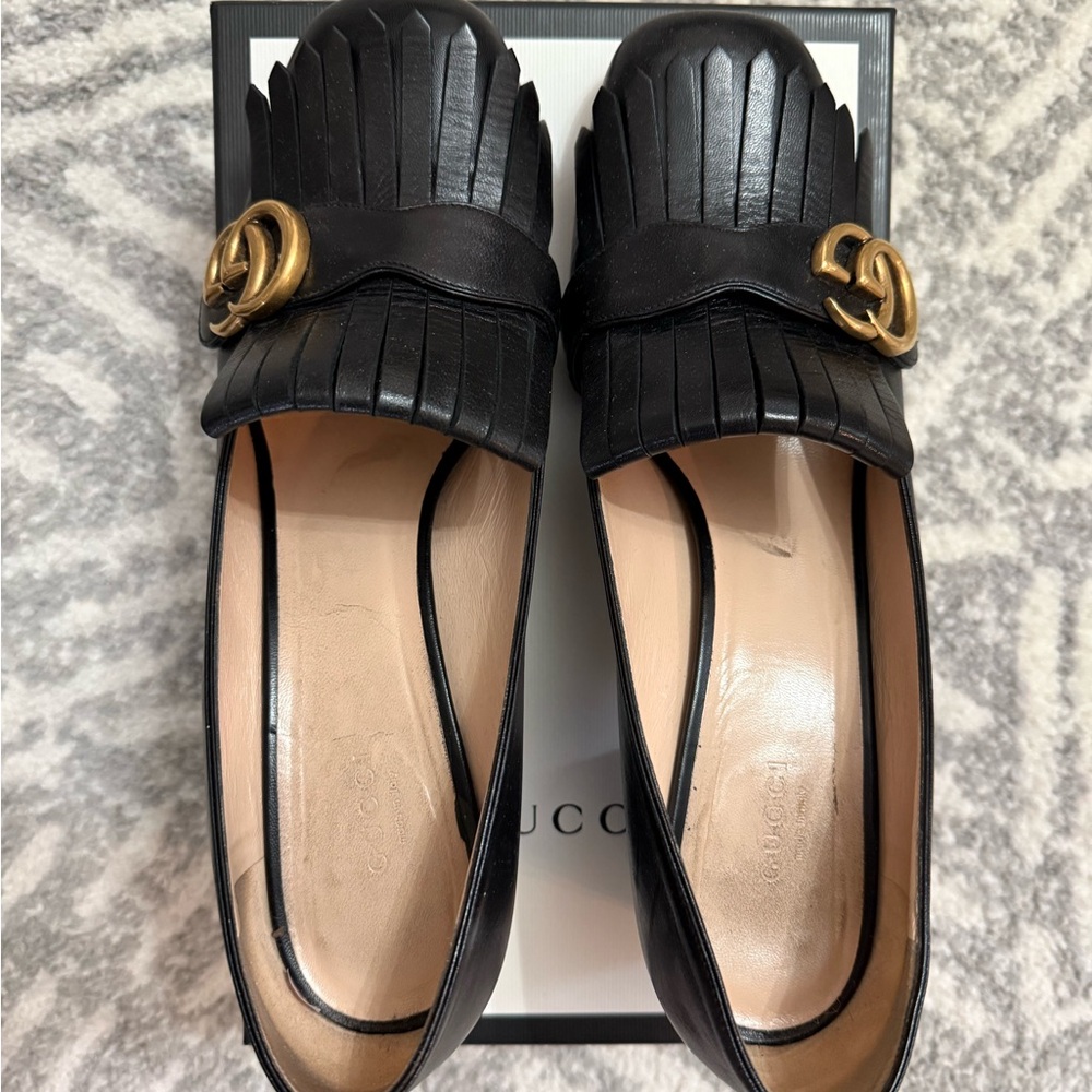 Gucci Black Leather Fringe Loafers with Gold Detail - Picture 3 of 7